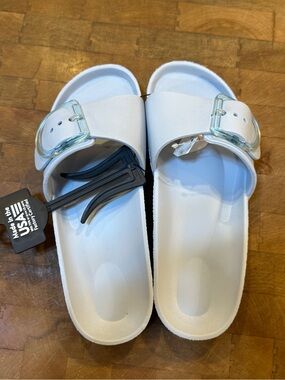 Women’s Sz 10 Baby Blue Slide Sandals with Buckle Made in the USA Slip On Shoes